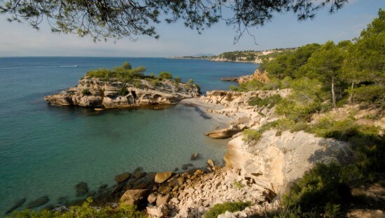 Las mejores calas en la Costa Dorada - ¡RECOMENDADAS AL 100%!