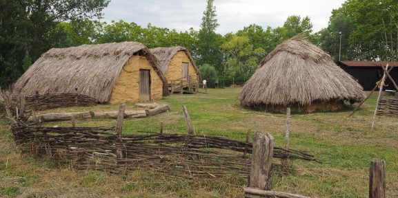 10 lugares abandonados en Cataluña - ¡Los + SORPRENDENTES!