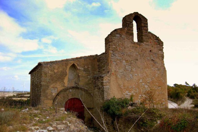 Descubre los 5 pueblos ABANDONADOS más visitados de Tarragona