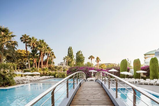 10 hoteles en Cataluña con piscina climatizada